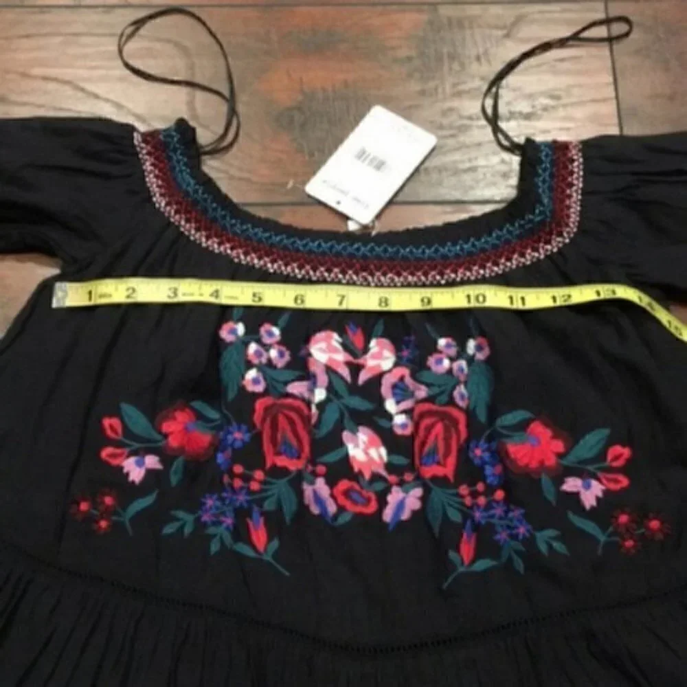 NWT Free People off the shoulder Mini gypsy Dress festival embroidered
